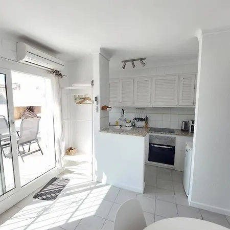Bel Avec Terrasse Proche De La * L'Escala